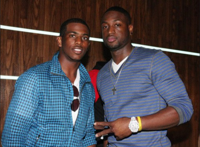 阿斯：皇马右后卫遭遇伤病危机，阿隆索或将征调卡斯蒂亚小将（阿斯：皇马右后卫线告急，阿隆索或提拔卡斯蒂亚小将）