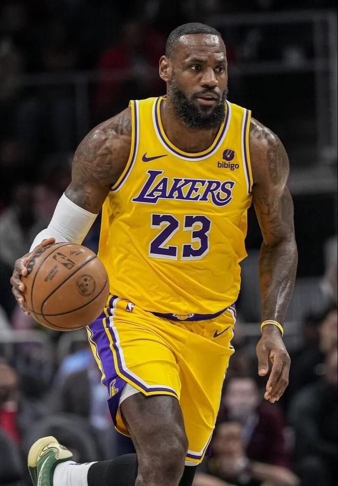 亚特兰大联赛8轮不胜，新帅帕拉迪诺遭遇开门黑（亚特兰大联赛八场不胜，帕拉迪诺执教首秀告负）