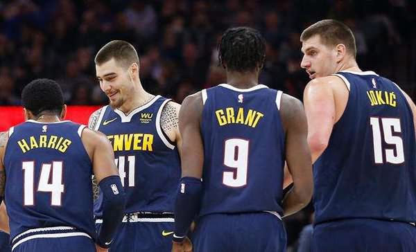 拉菲尼亚，备受关注，但他的信息很明确：“只有巴萨”（拉菲尼亚炙手可热，表态坚决：只为巴萨）