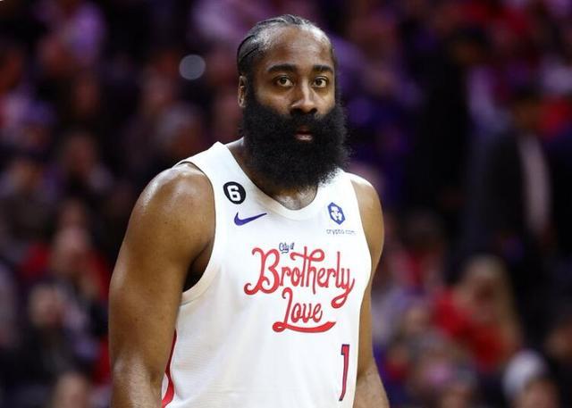 拉斯帕多里：巴萨与皇马都非常强大，但我觉得马竞同样出色（拉斯帕多里：巴萨皇马实力强劲，马竞并不逊色）