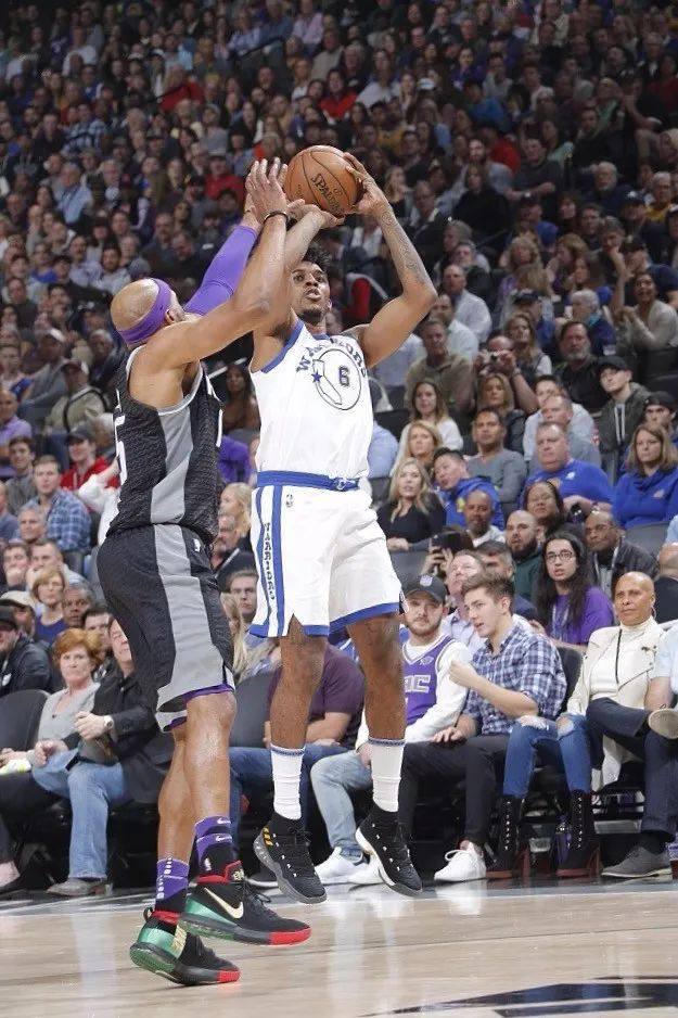 米体：吉梅内斯在米兰已无位置或离队，西汉姆和桑德兰有意（米体：吉梅内斯在米兰前景渺茫或将离队，西汉姆与桑德兰有意引进）