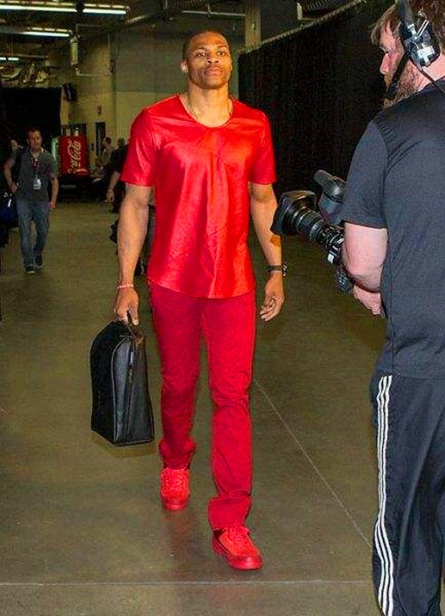 欧冠综合 ｜ 拜仁逆转葡体 国米不敌利物浦（欧冠综述：拜仁逆转葡萄牙体育，国米负于利物浦）