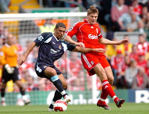 德天空：拜仁引进费耶诺德右后卫里德的谈判正在取得进展（德天空：拜仁引进费耶诺德右后卫里德的转会谈判正稳步推进）